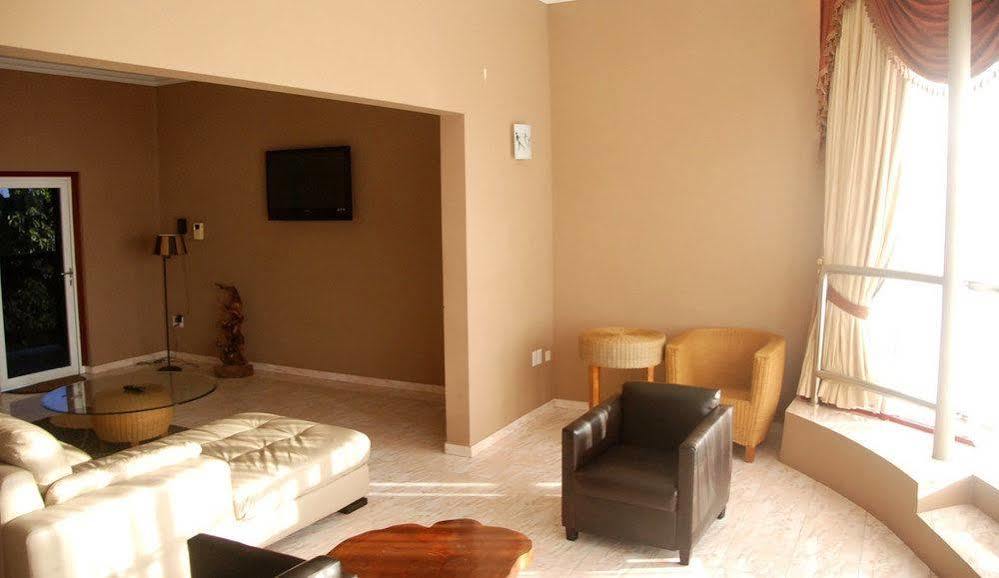 Hotel Elegance Nv Paramaribo Exterior photo